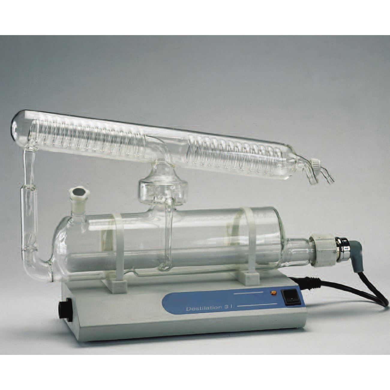 Аппарат для дистилляции. Аппарат для дистилляции воды АДВ-700. UD-1018 дистиллятор стеклянный. Лабораторный дистилляционный стеклянный аппарат. Дистиллятор воды DZ-10lii.